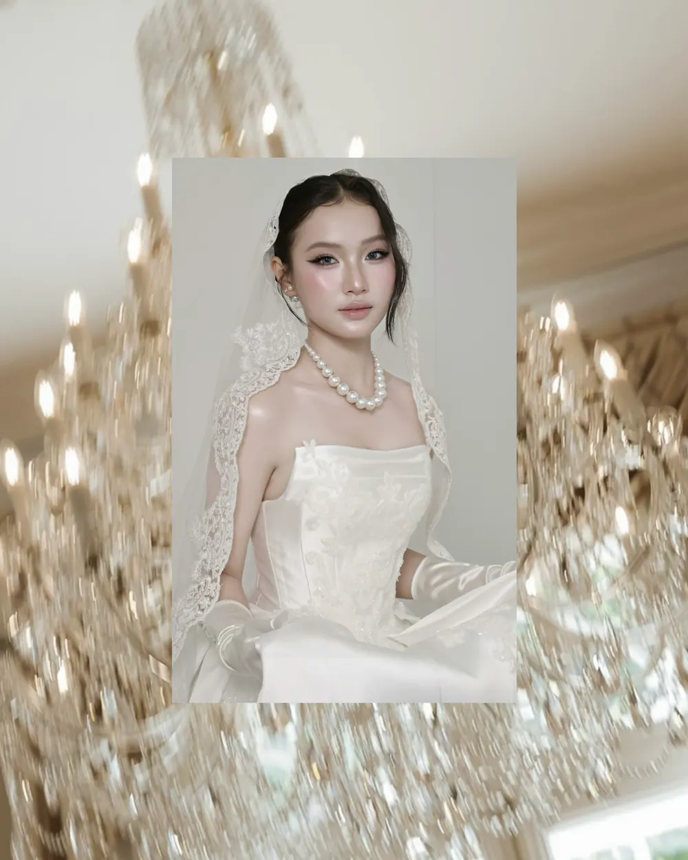 Cô dâu makeup tone trong veo, voan ren, váy satin cúp ngực, chuỗi ngọc trai và găng tay lụa